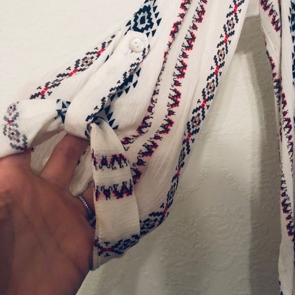 Boho Aztec Blouse - Picture 4 of 5